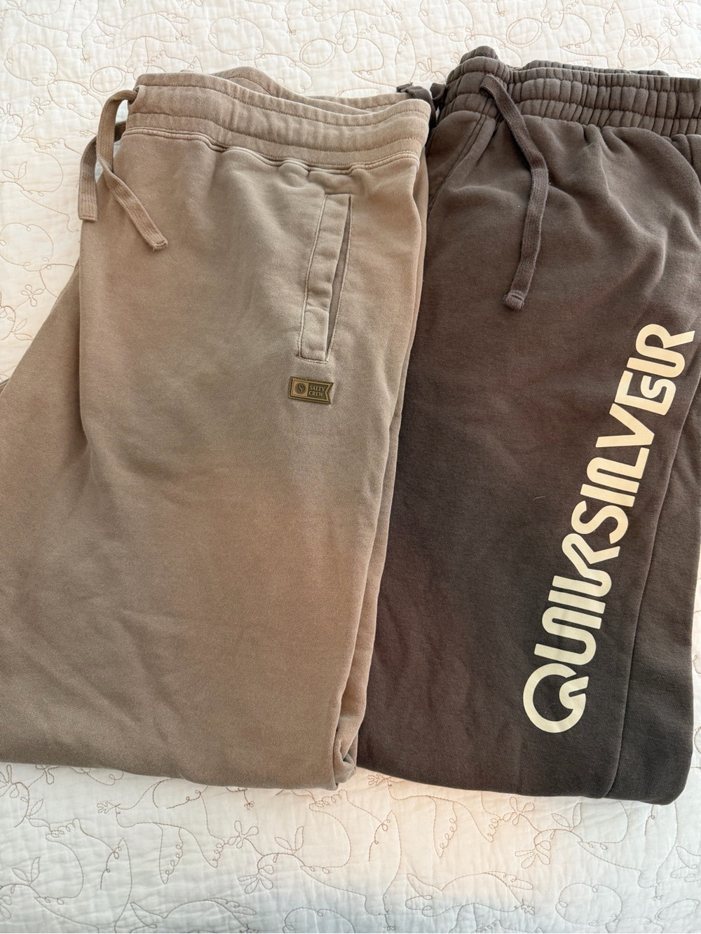 Quiksilver Brown and Taupe Fleece Sweatpants Duo